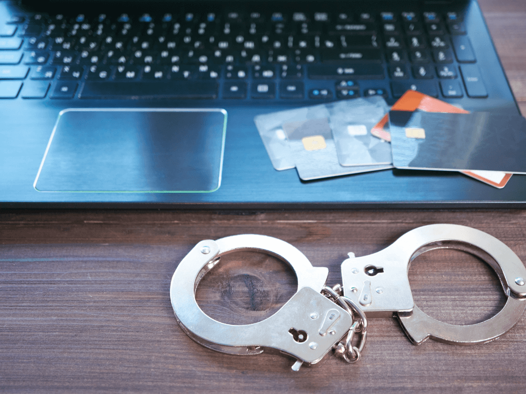 Kredi Kartı Dolandırıcılığı Nasıl Yapılır? Dolandırıcılıktan Nasıl Korunulur?